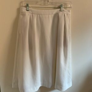 NWOT White Skirt with pockets